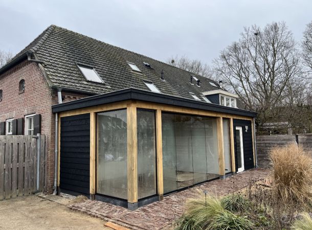 aanbouw tuinkamer met berging