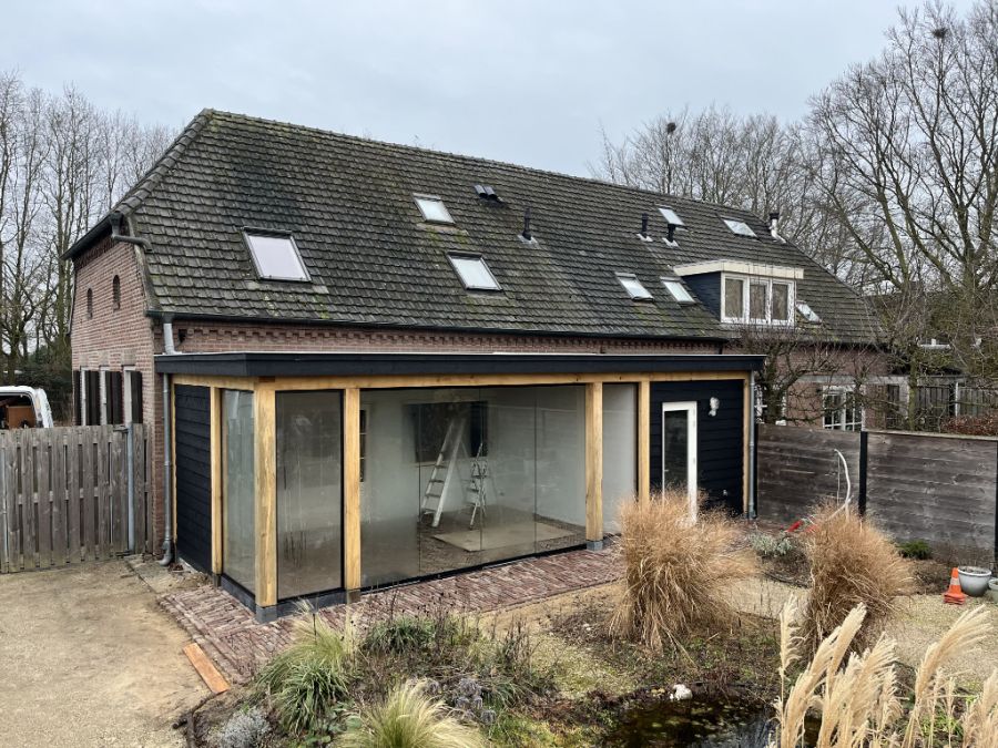aanbouw tuinkamer met berging